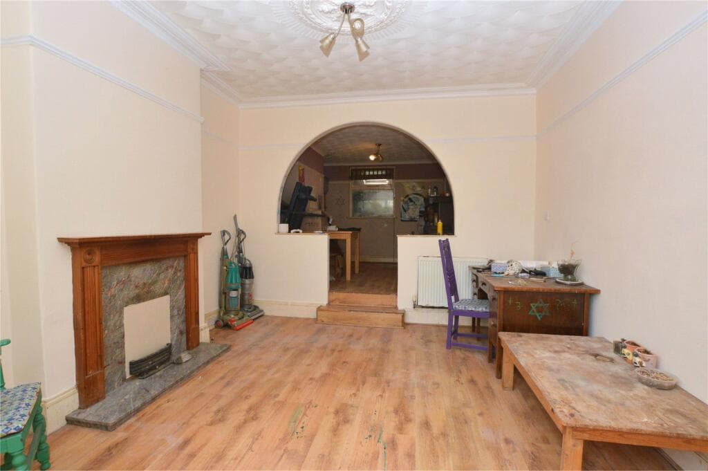 Edgar Terrace, Plymouth, Devon - Image 8