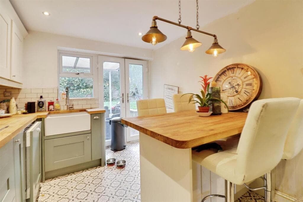 Checkley Road, Waterhayes, Newcastle - Image 6