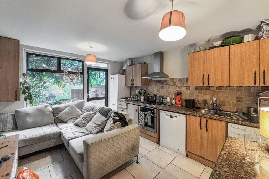 43A Lansdowne Drive, Hackney, London, E8 3EG - Image 4
