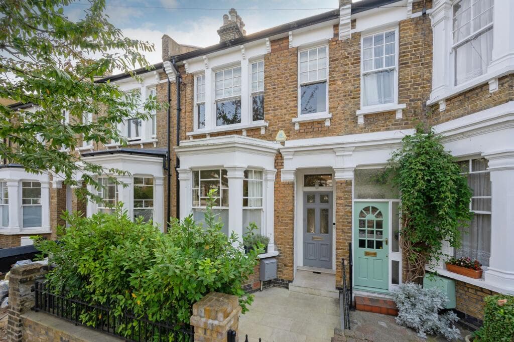 Radnor Road, Queens Park, NW6 - Image 1