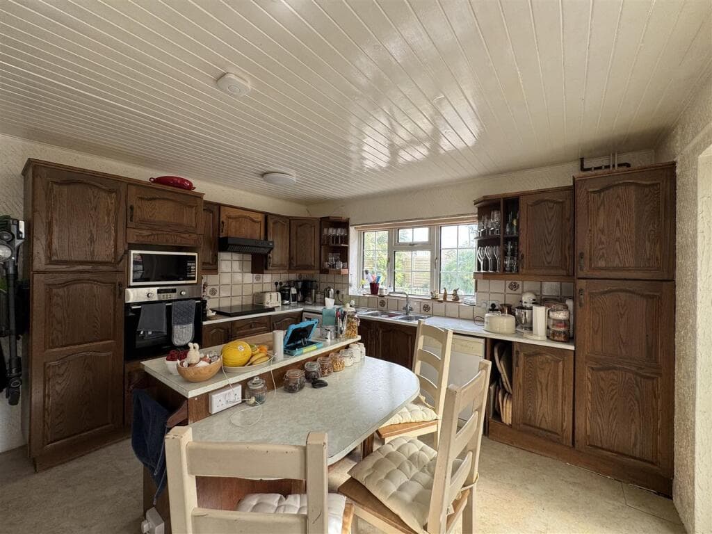 South Ferring - Image 11