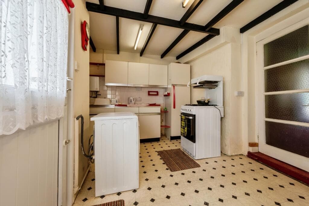 Riversdale, WADEBRIDGE, Cornwall, PL27 - Image 5
