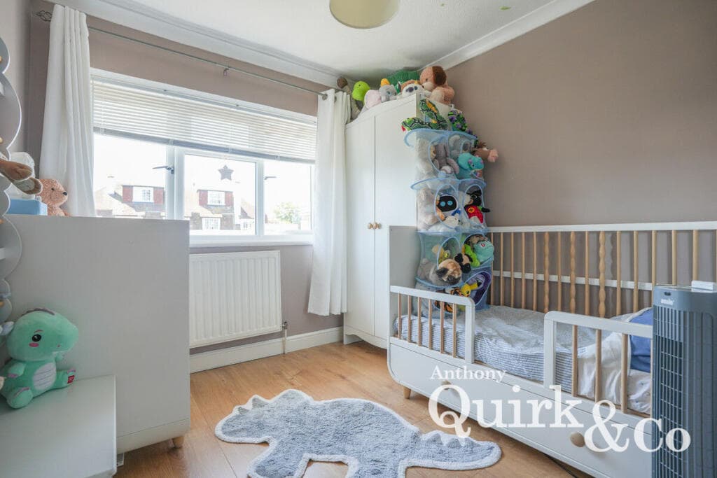 Edith Close, Canvey Island, SS8 - Image 11