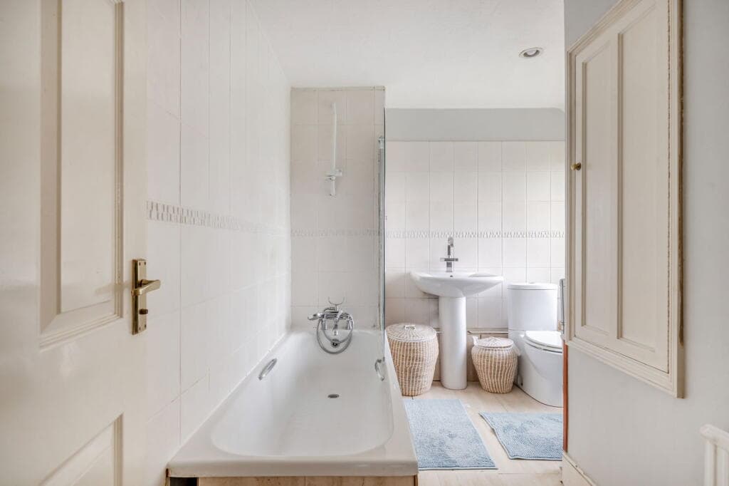 Beanacre Road, Melksham, SN12 8AL - Image 11