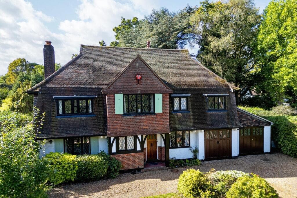 Oakwood Close, Chislehurst, BR7 - Image 1