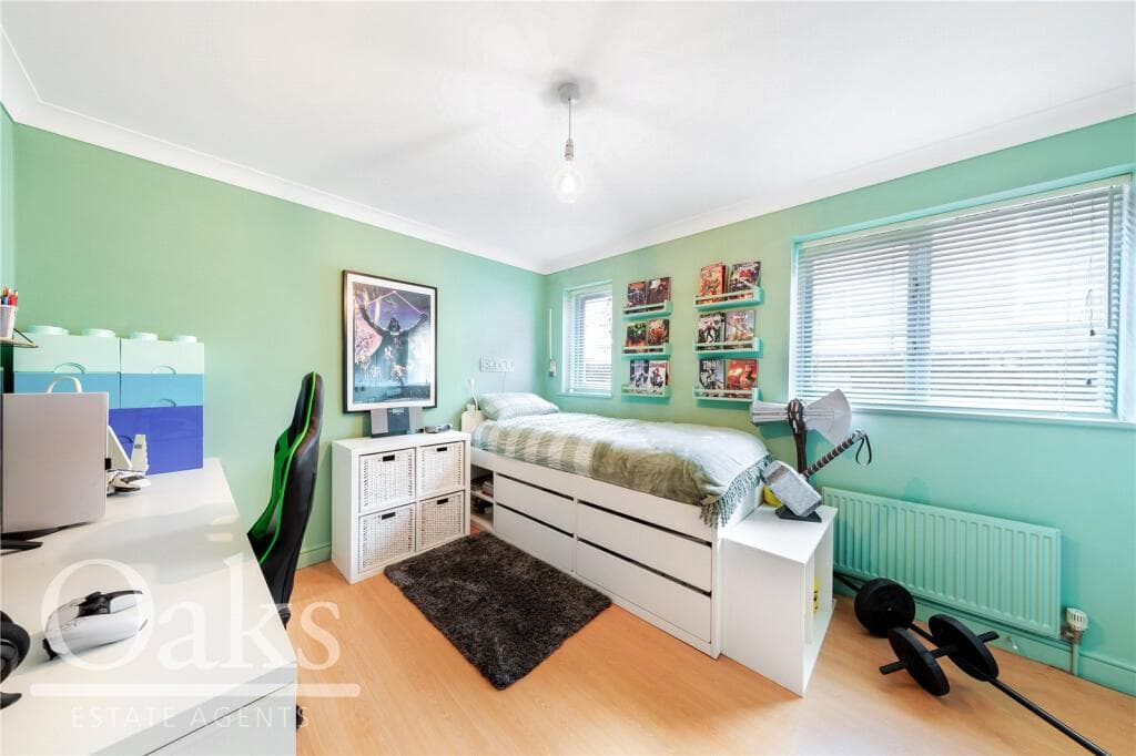 Byron Close, Streatham - Image 5