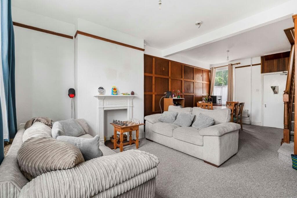 72 Alpha Terrace, Trumpington, Cambridgeshire, CB2 9HT - Image 3