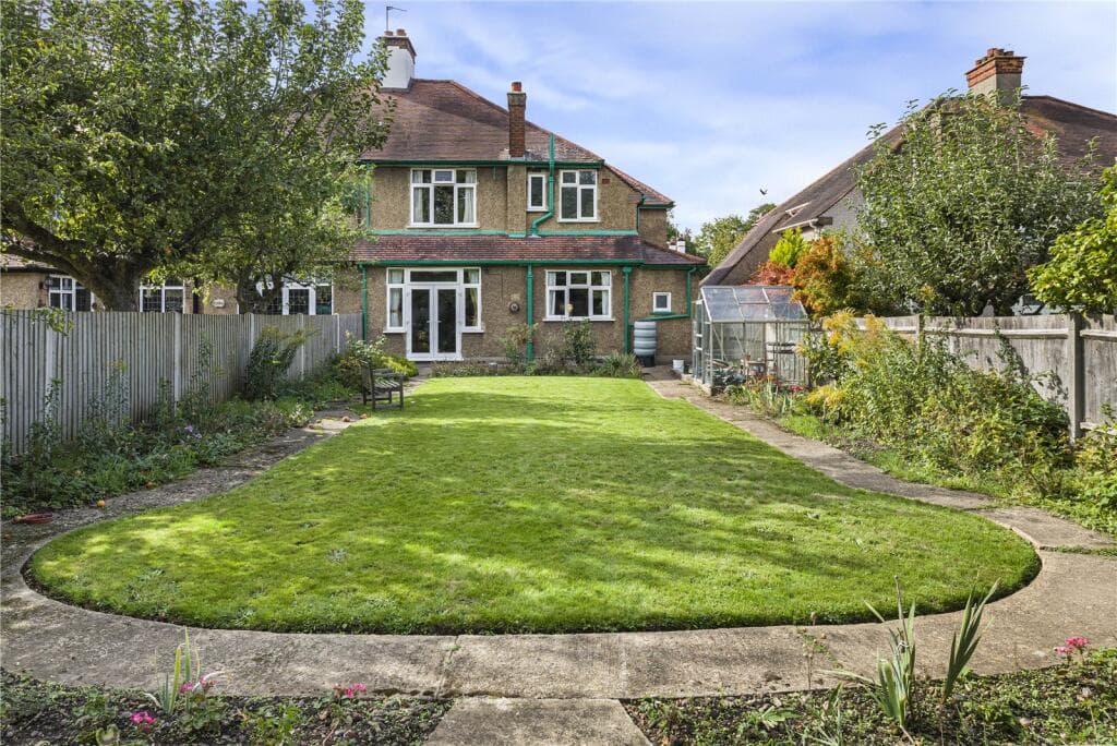The Knoll, Bromley, BR2 - Image 8