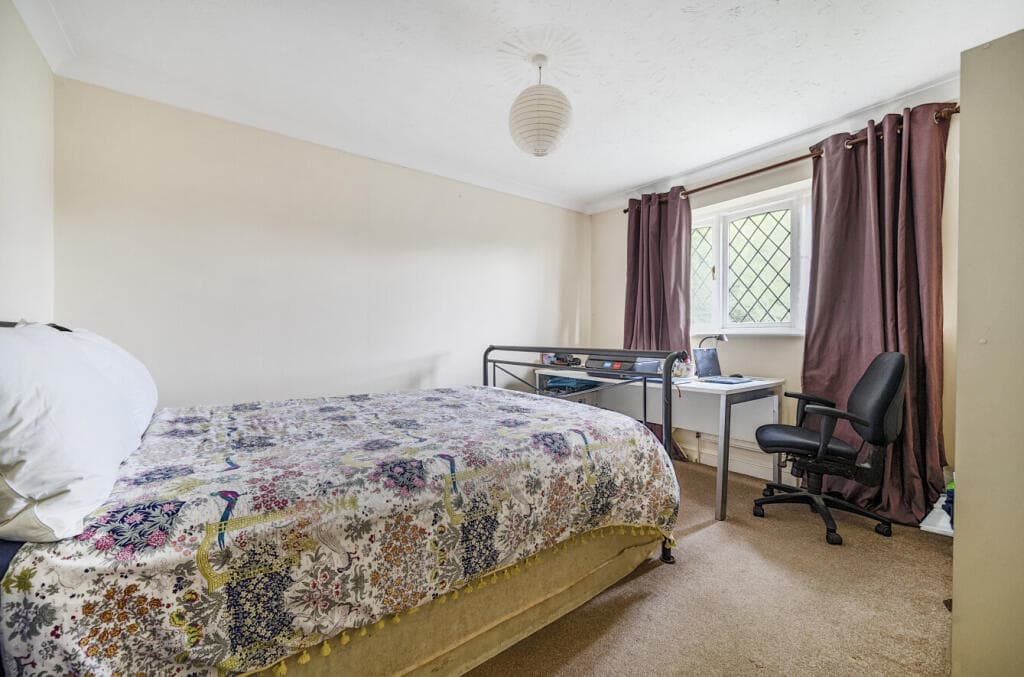 Halls Farm Close, Winchester, Hampshire, SO22 - Image 8