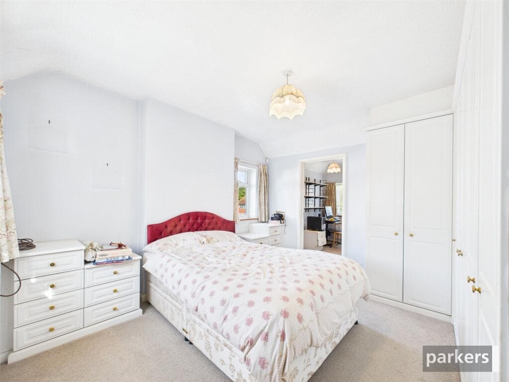 Whitegates Lane, Earley, Reading, Berkshire, RG6 - Image 8