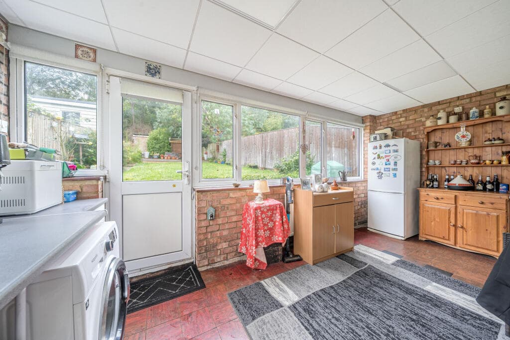 Mackie Avenue, Brighton, BN1 - Image 4
