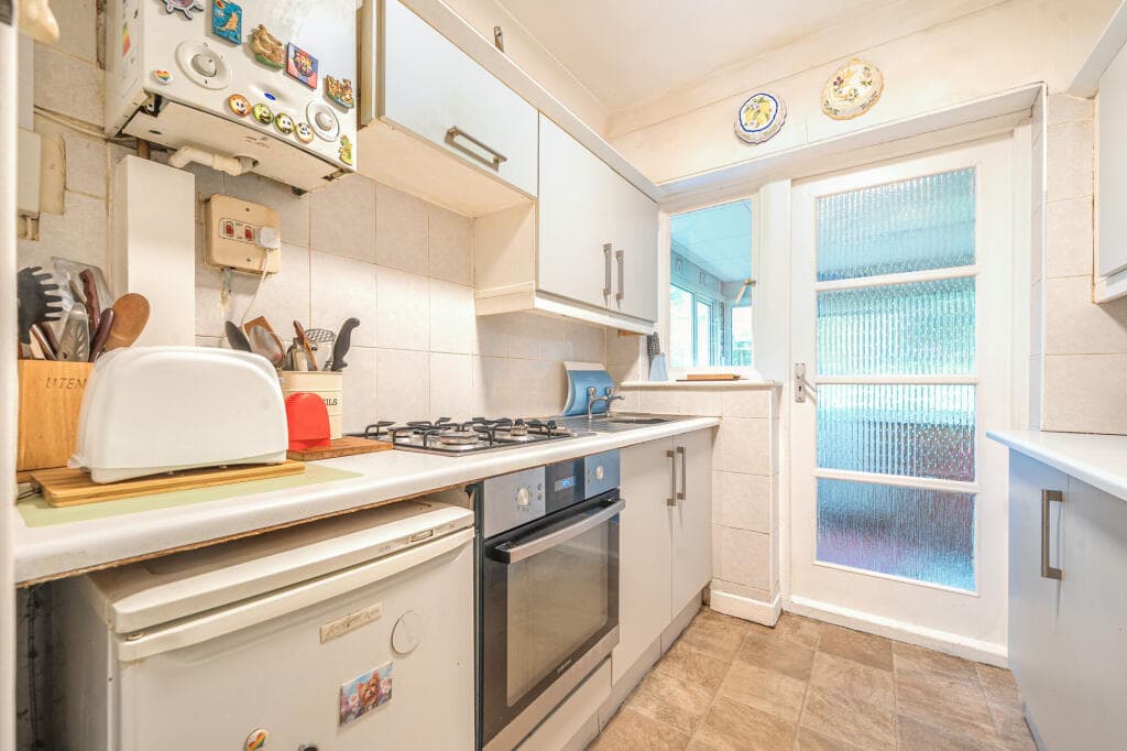 Mackie Avenue, Brighton, BN1 - Image 9