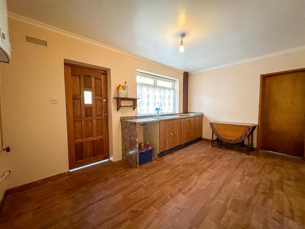 Church Hill, Oakamoor, Staffordshire, ST10 - Image 10