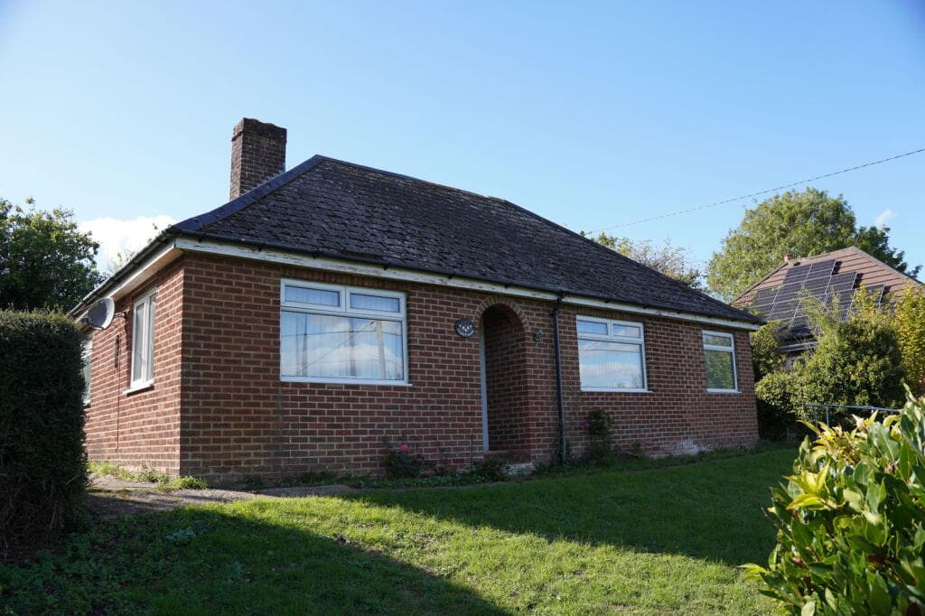 View property at Sunton, Collingbourne Ducis, Marlborough, SN8 3DZ