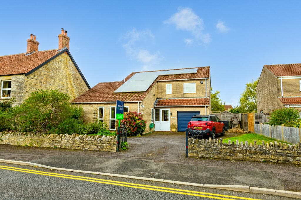 Sutton Road, Somerton - Image 1