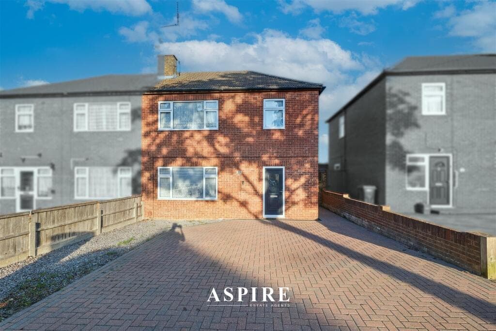 View property at Northville Drive, Westcliff-On-Sea
