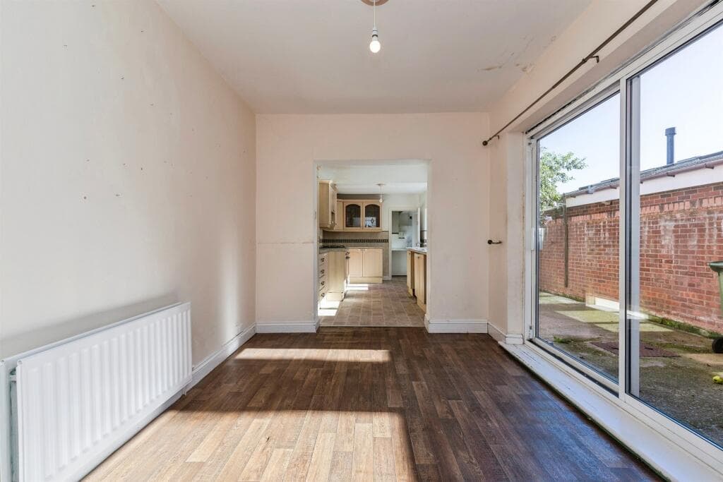 Arncliffe Gardens, Hartlepool - Image 3