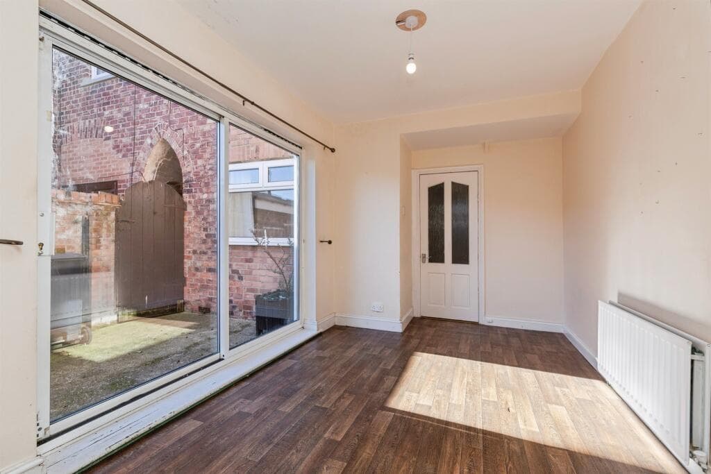 Arncliffe Gardens, Hartlepool - Image 4