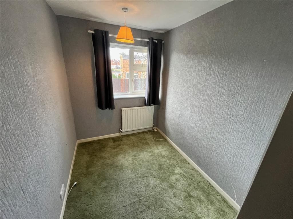 Shakespeare Road, RUSHDEN - Image 9