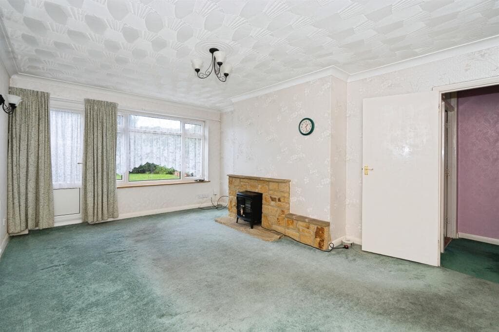 Hangleton Valley Drive, Hove - Image 11