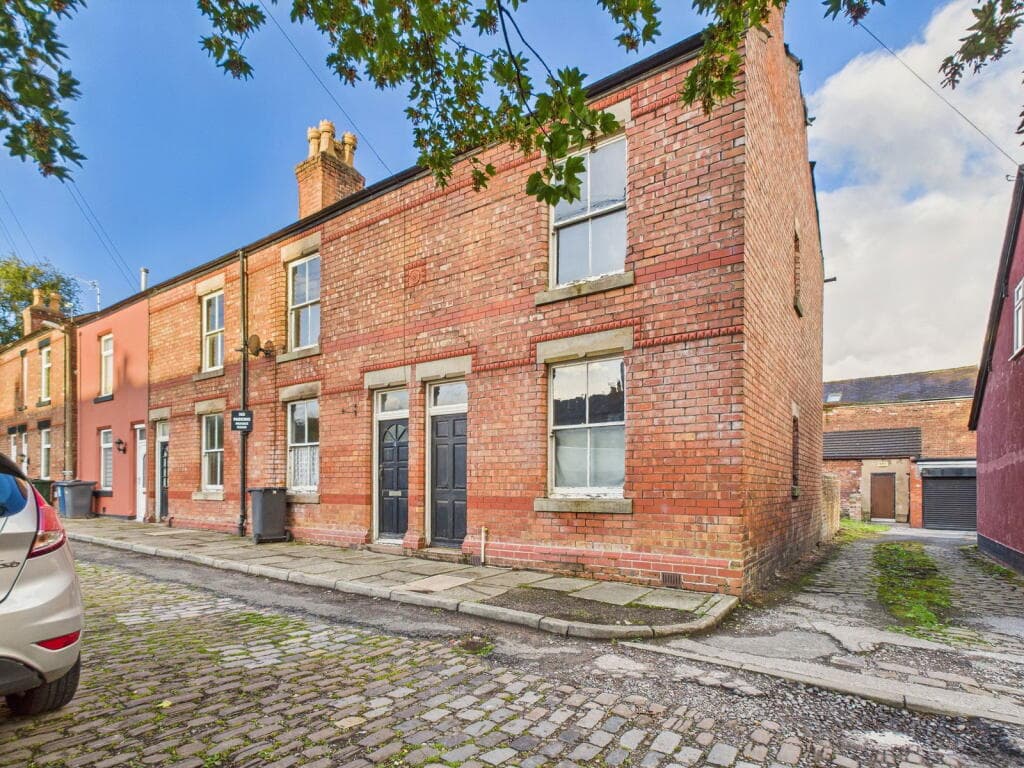 View property at Best and Final - Windmill Avenue, Ormskirk, L39 4QB