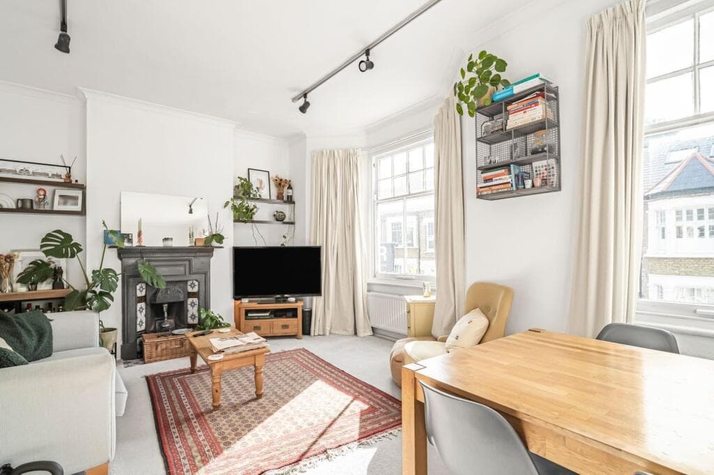 View property at Denton Street, Wandsworth, SW18