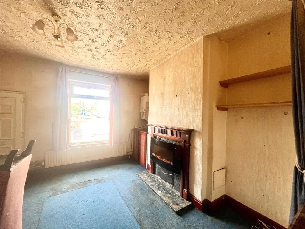 Oxford Road, Macclesfield, Cheshire, SK11 - Image 5