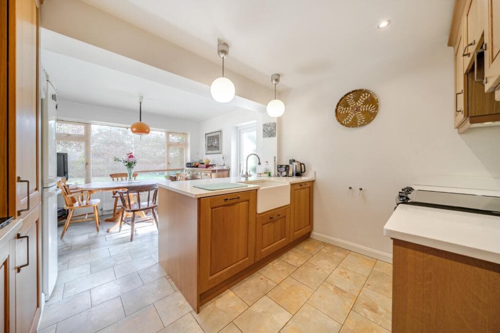 Taplow Common Road, Burnham, Buckinghamshire, SL1 - Image 5