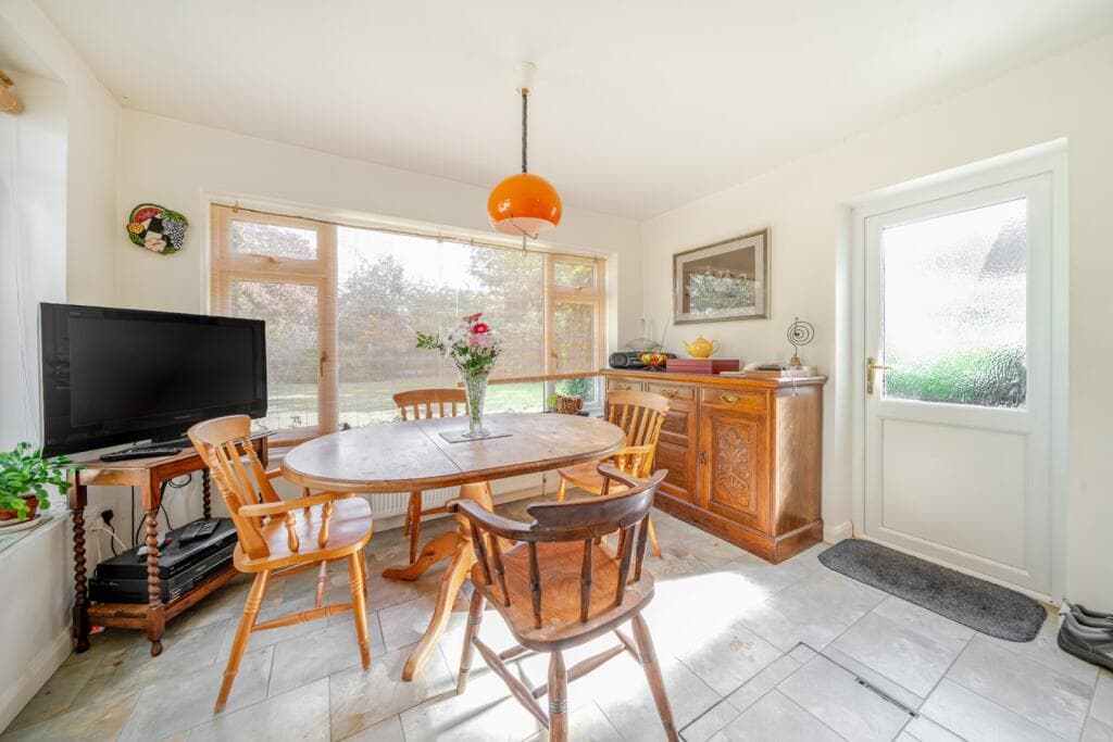 Taplow Common Road, Burnham, Buckinghamshire, SL1 - Image 6