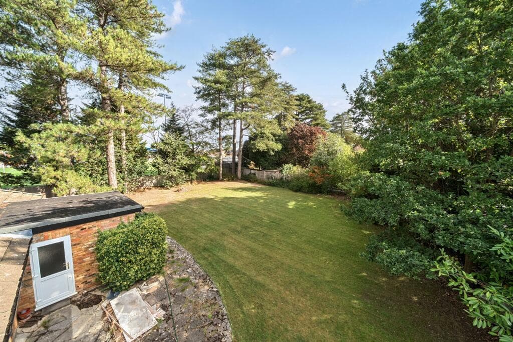 Taplow Common Road, Burnham, Buckinghamshire, SL1 - Image 8