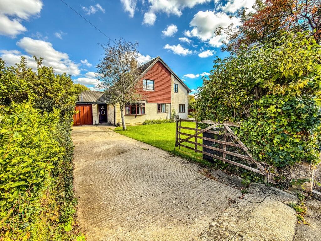 Stainswick Lane, Shrivenham, Swindon - Image 1