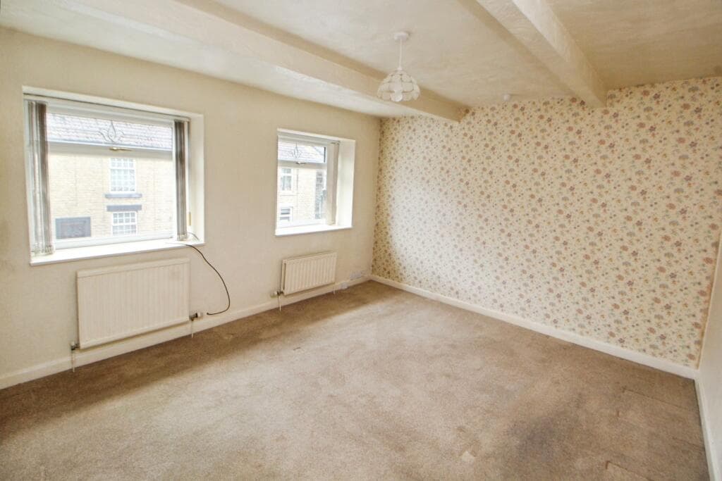 High Street West, Glossop, Derbyshire, SK13 - Image 7