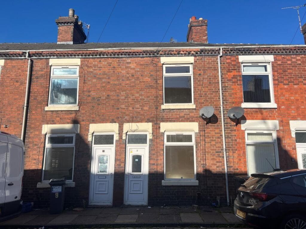 View property at 11 Lindley Street, Stoke-on-Trent, Staffordshire, ST6 2DW