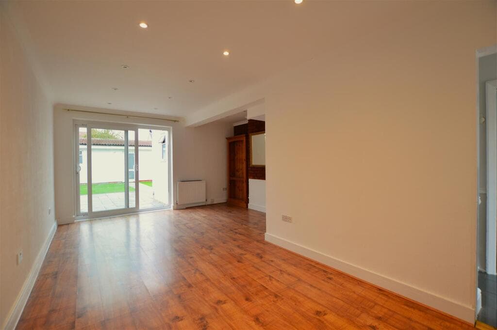 Littleport Spur, Slough - Image 5