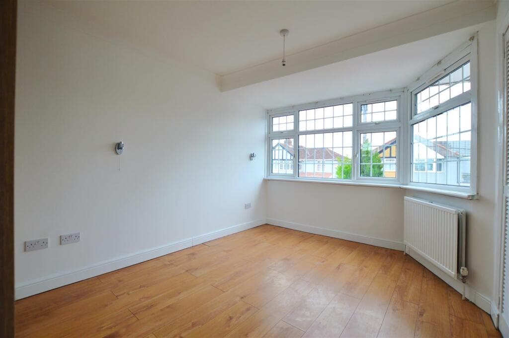 Littleport Spur, Slough - Image 6