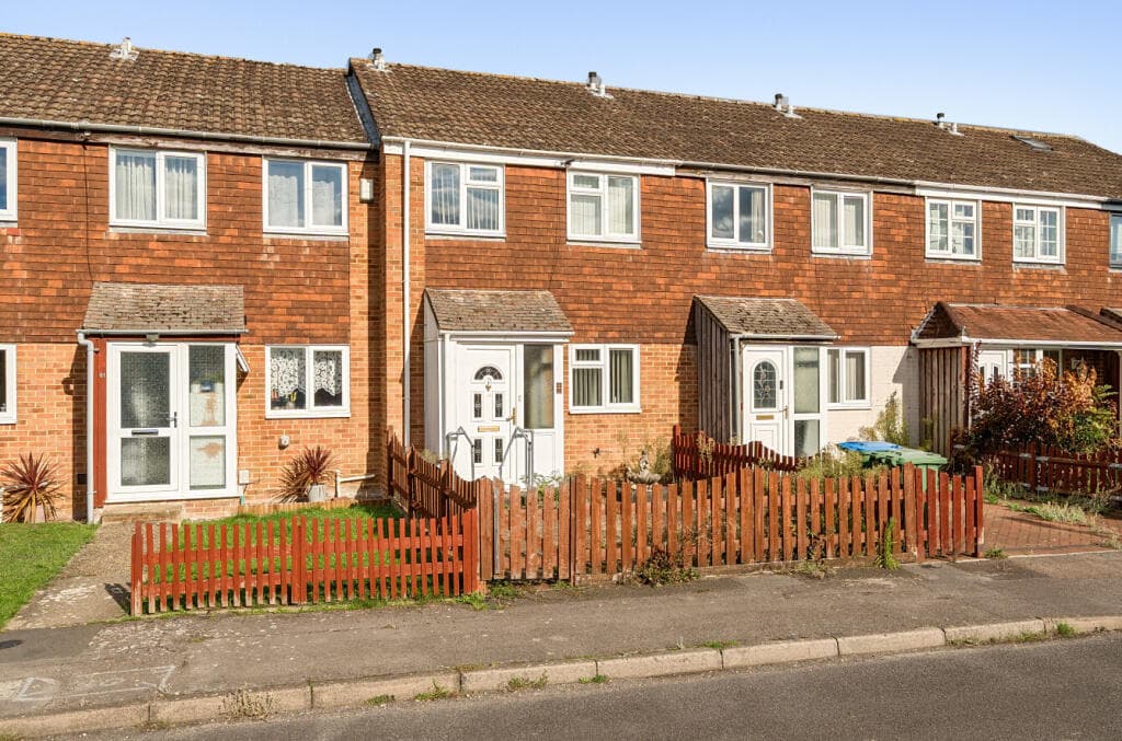 View property at Grainger Gardens, Sholing, Southampton, Hampshire, SO19