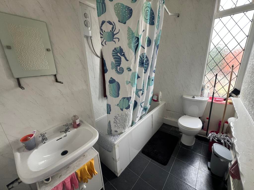 Forshaw Street, Denton - Image 7
