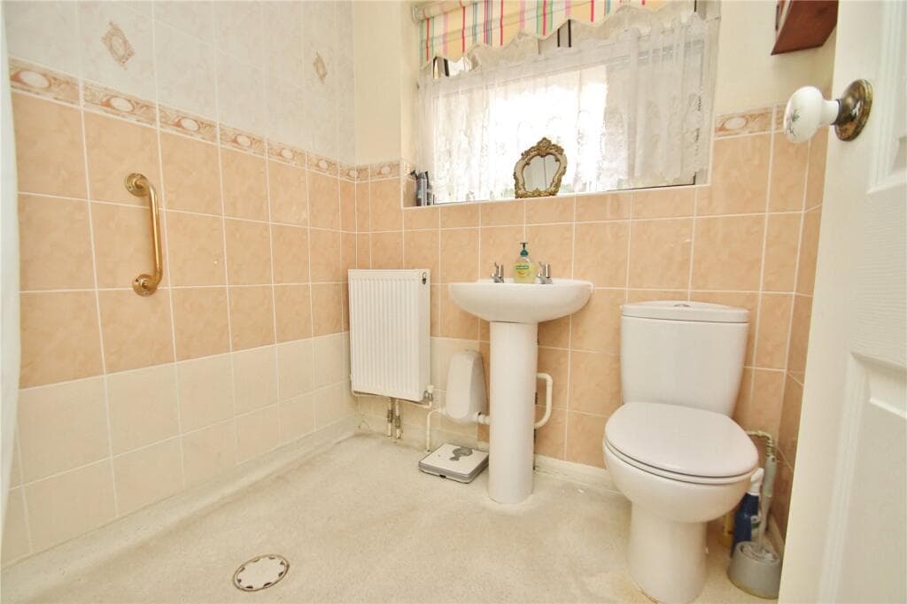 Lake Road, Verwood, Dorset, BH31 - Image 10