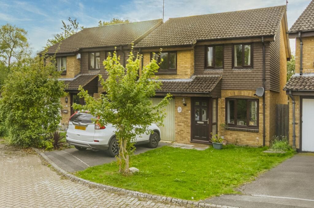 Camton Road, Swindon, SN5 5TP - Image 1