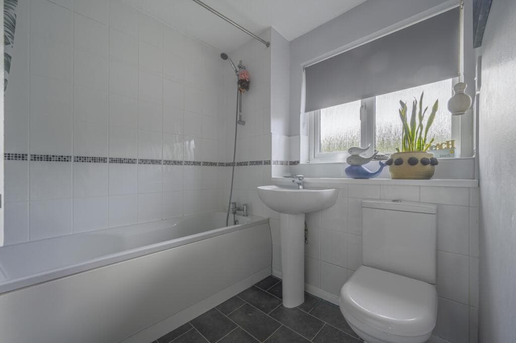 Camton Road, Swindon, SN5 5TP - Image 10