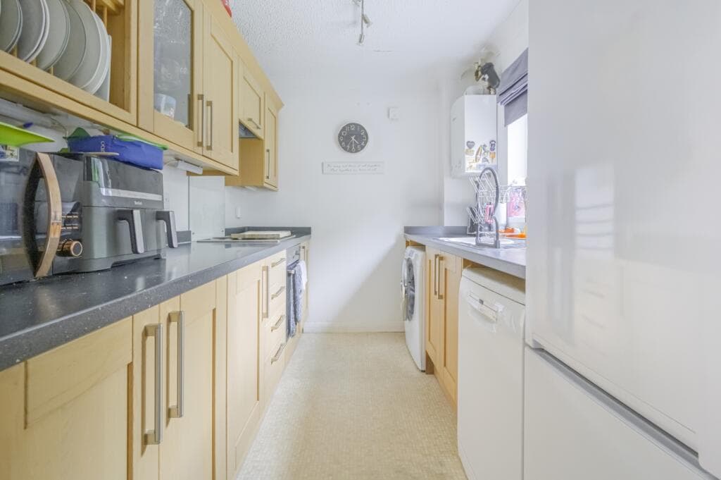 Camton Road, Swindon, SN5 5TP - Image 6