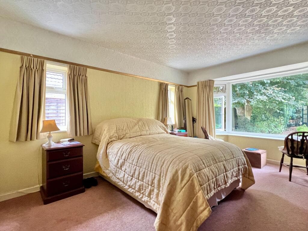 Corkscrew Lane, Taunton - Image 4