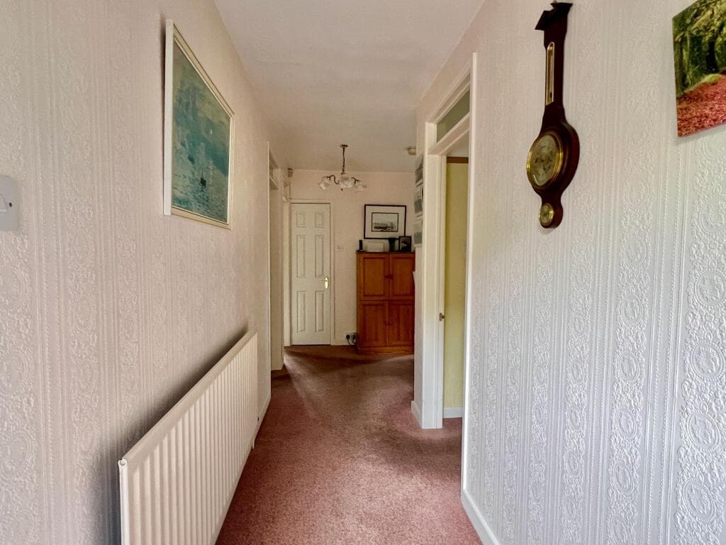 Corkscrew Lane, Taunton - Image 6