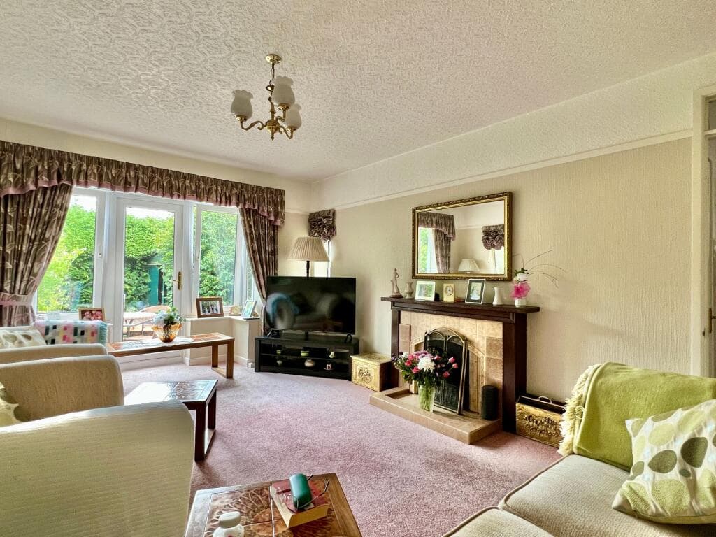 Corkscrew Lane, Taunton - Image 7