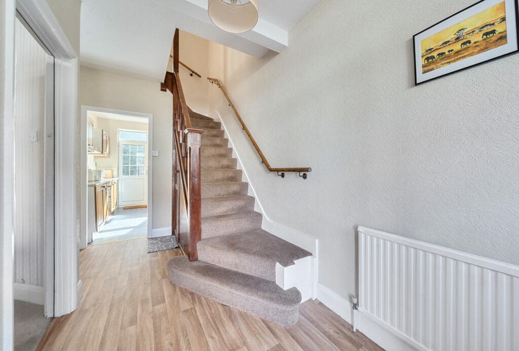 Greenwood Close, Morden, SM4 - Image 2