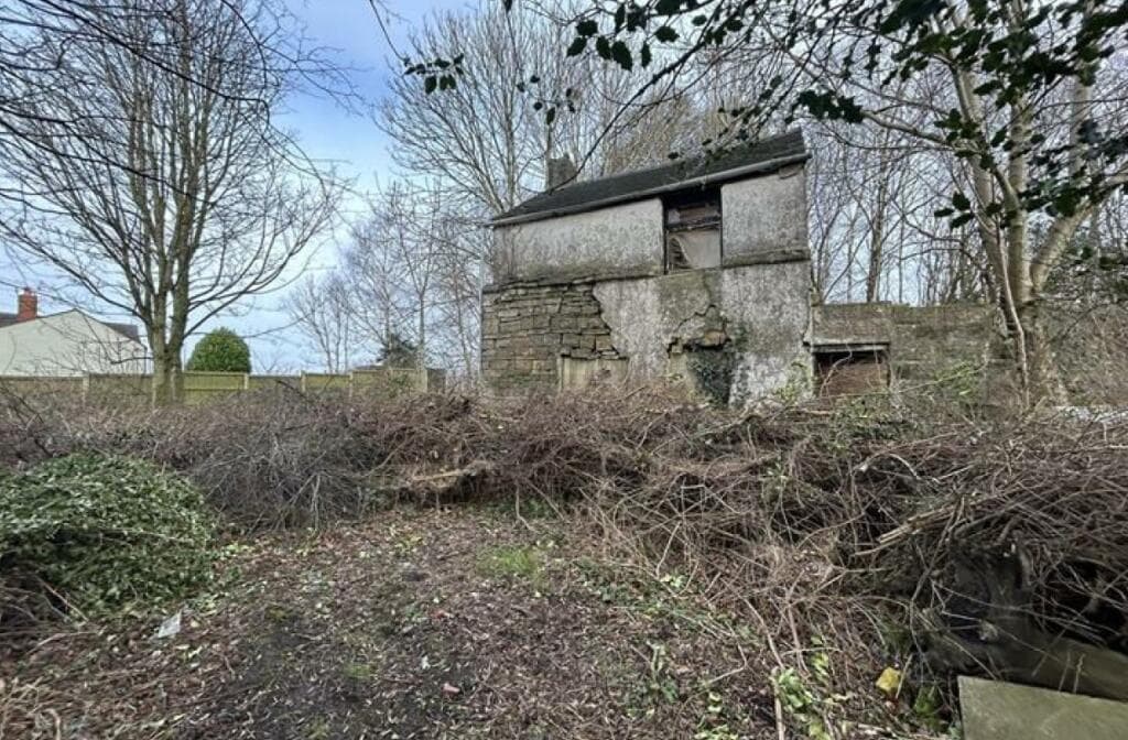 Ivy Cottage, High Street, Alsagers Bank, Newcastle under Lyme, Staffordshire ST7 8BQ - Image 1
