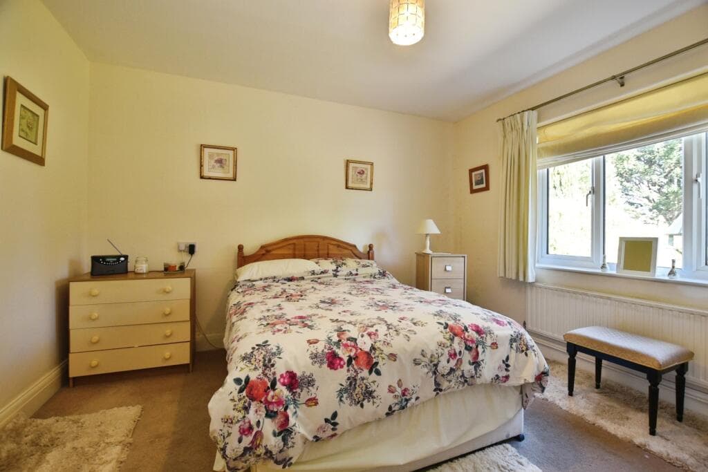 Empingham Road, Stamford - Image 9