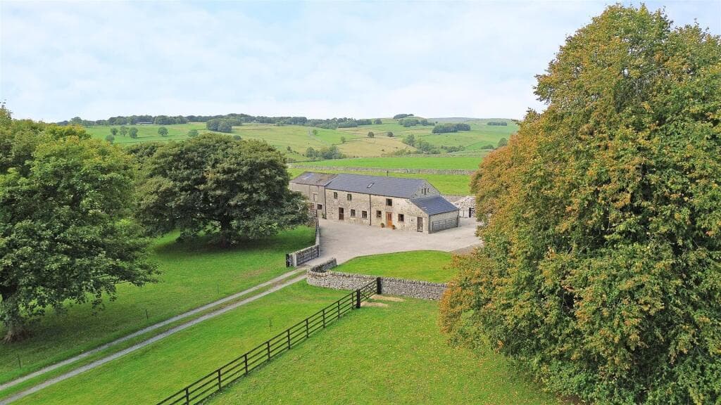 Cherry Tree Farm, Monksdale Lane, Tideswell - Image 1
