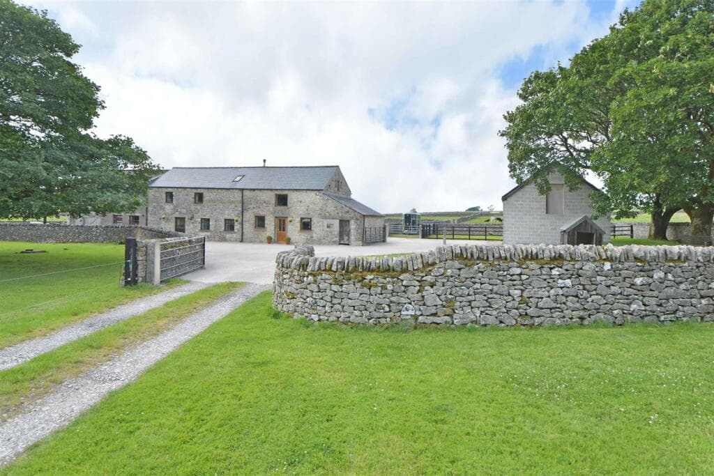 Cherry Tree Farm, Monksdale Lane, Tideswell - Image 2