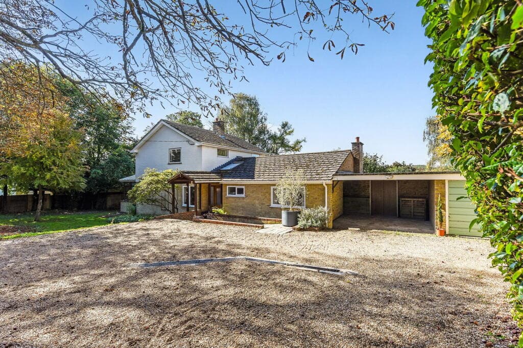 Carey Down, New Farm Road, Alresford - Image 1